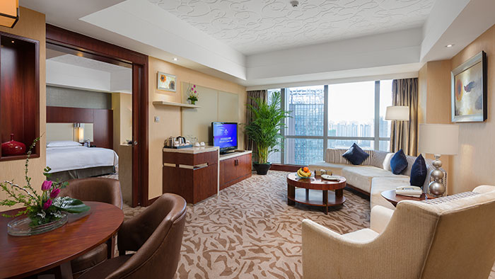 �����׷�